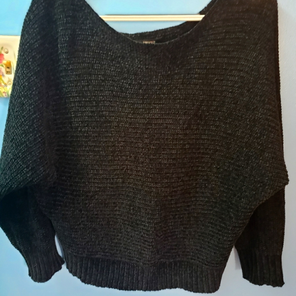 Forever 21 Batwing Scoop neck Sweater